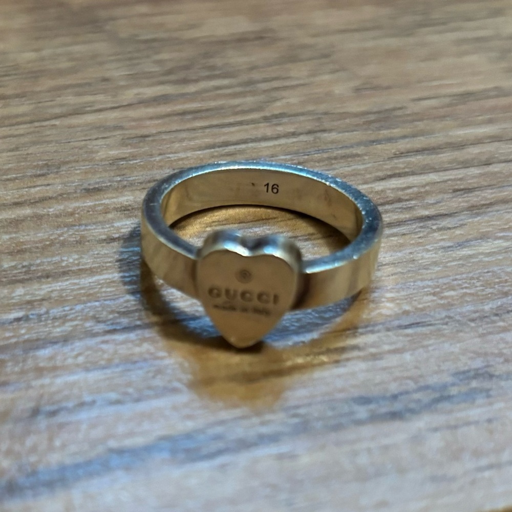 Gucci Heart Ring